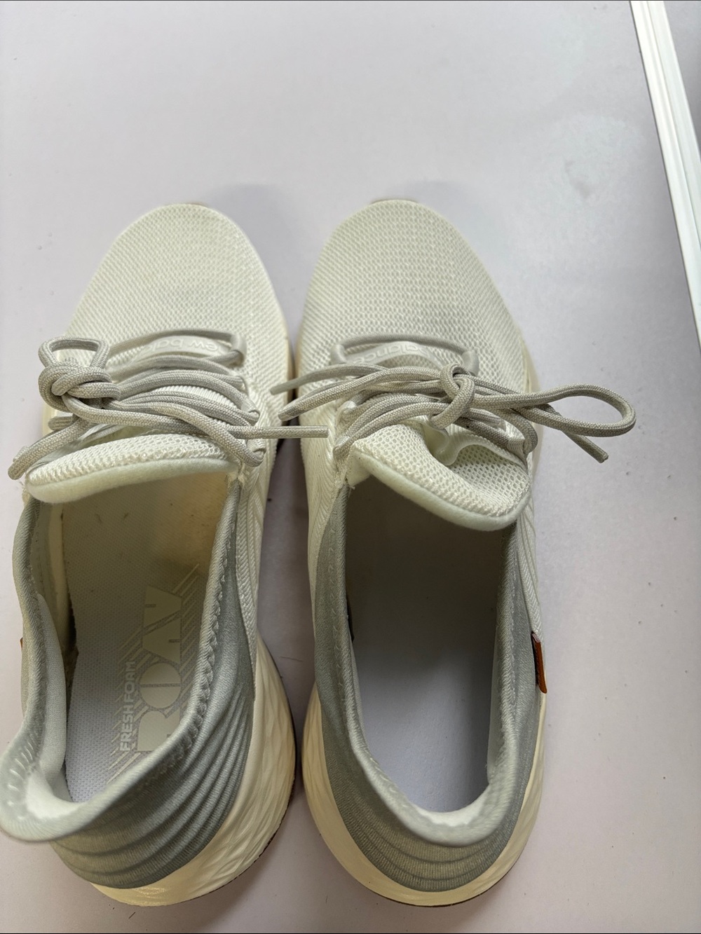 New Balance Lightweight Knit Trainers - Cream & Light Gray - Picture 8 of 12